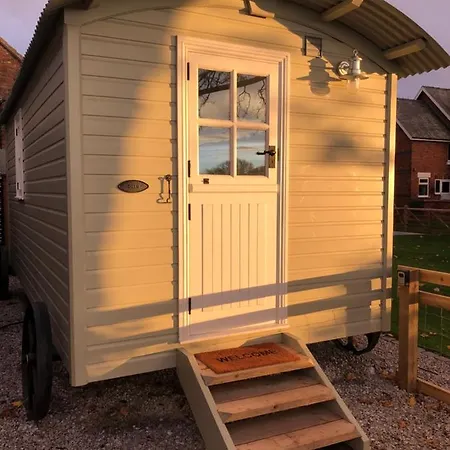 The Hut By The River *